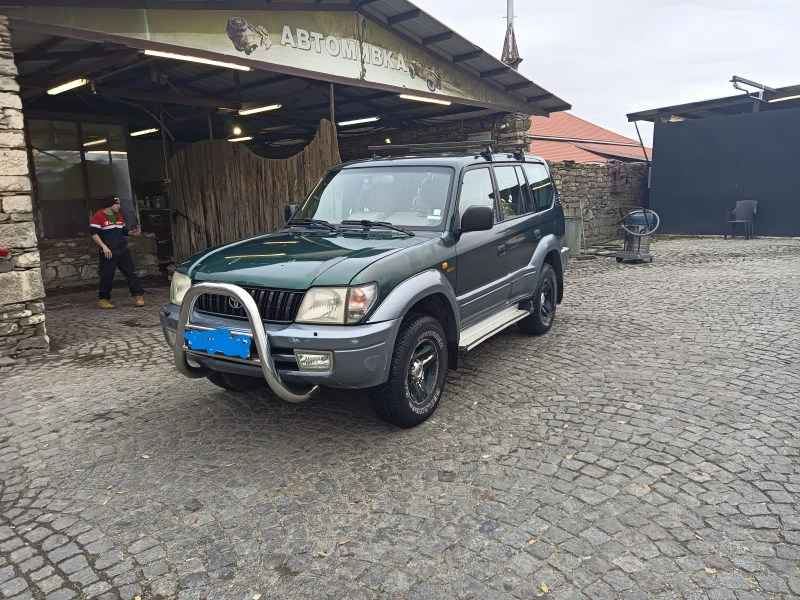 Toyota Land cruiser, снимка 1 - Автомобили и джипове - 48243612