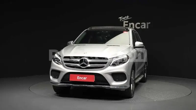 Mercedes-Benz GLE 350 4MATIC/ПАНОРАМА/ФИКСИРАНА ЦЕНА ДО БГ, снимка 3 - Автомобили и джипове - 54928449