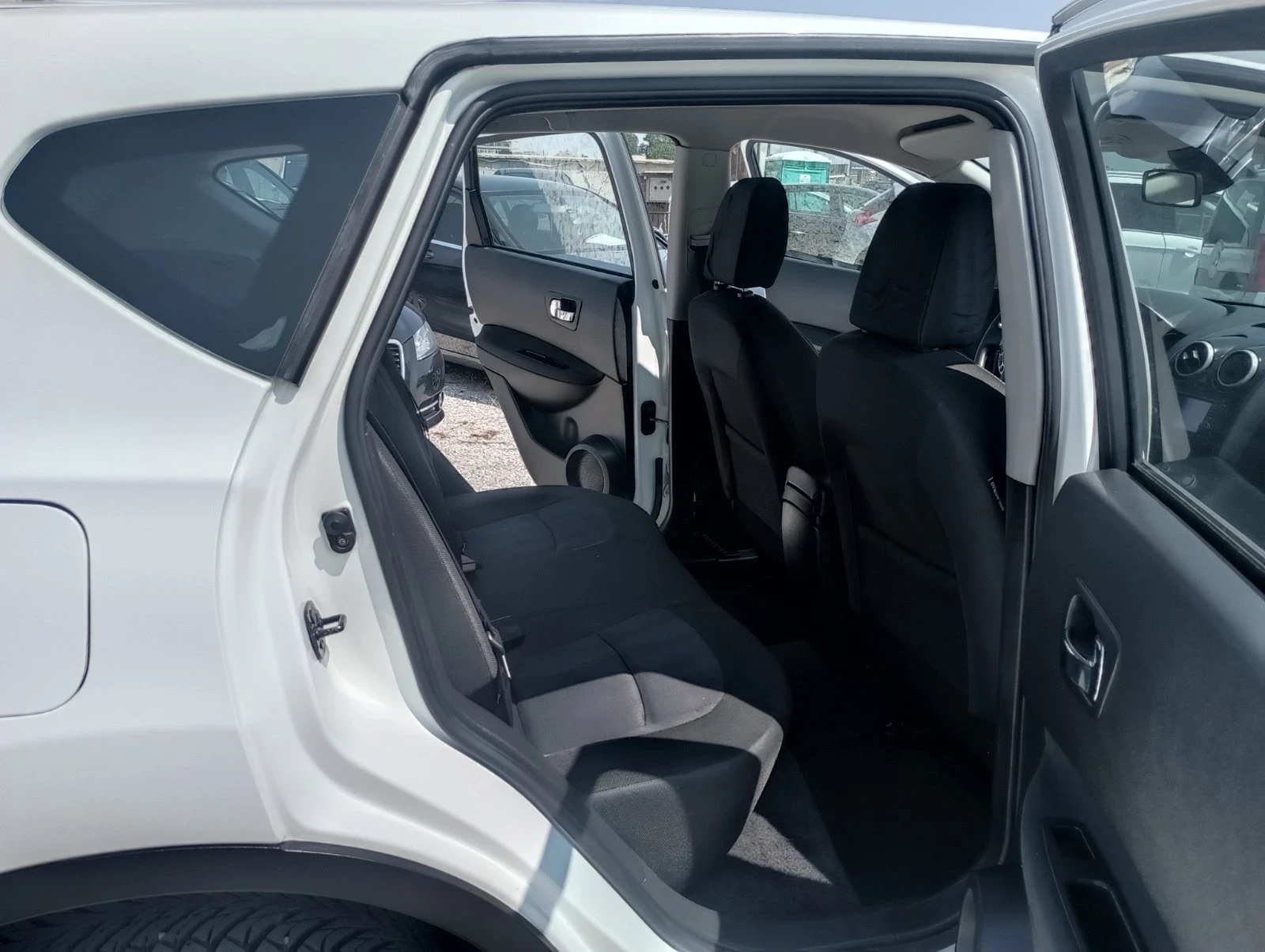 Nissan Qashqai 2.0/4X4, 150  | Mobile.bg   11