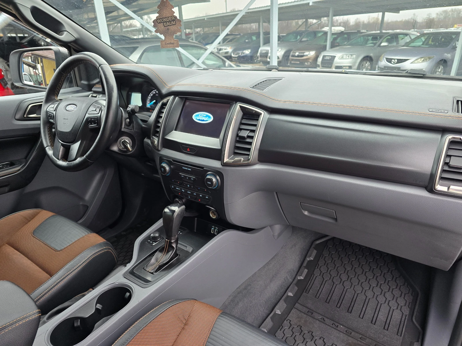 Ford Ranger 3.2 WILDTRAK ! ! АВТОМАТИК ! ! ХАРДТОП  - изображение 9