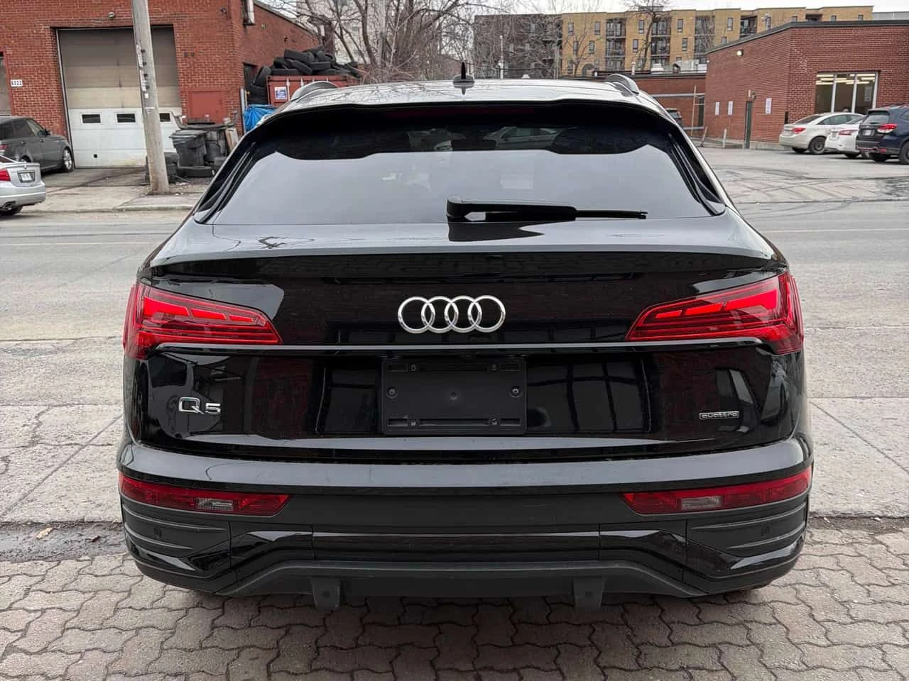 Audi Q5 * Progressiv * CARFAX * ЦЕНА ДО БГ, снимка 4 - Автомобили и джипове - 53801932