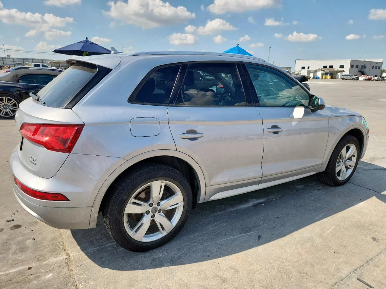 Audi Q5 2.0TFSI QUATTRO| DIGITAL DASH| КАМЕРА| ПОДГРЕВ, снимка 3 - Автомобили и джипове - 54085338