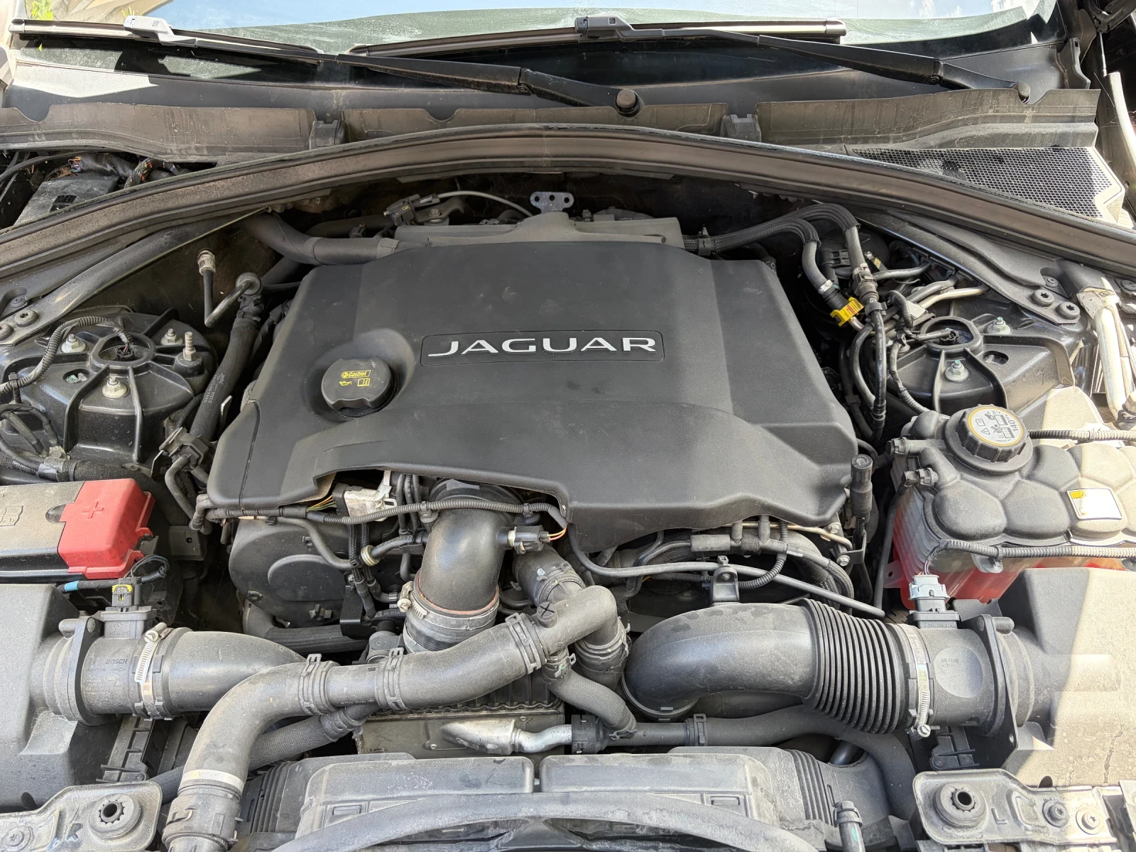 Jaguar F-PACE 3.0/ R-Design/ Pano, снимка 17 - Автомобили и джипове - 54332714