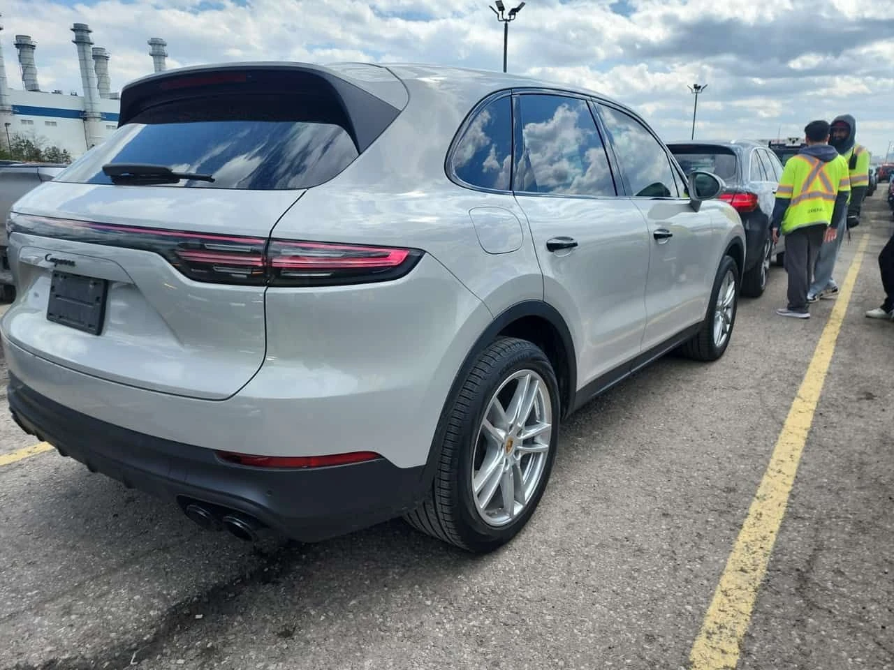 Porsche Cayenne AWD * Един собственик * Без инциденти * CARFAX, снимка 3 - Автомобили и джипове - 54502870