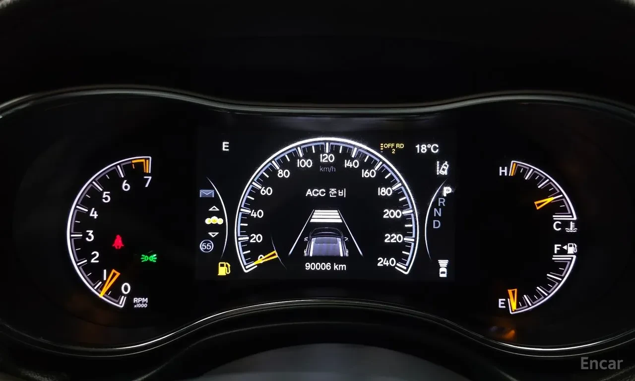 Jeep Grand cherokee 3.6 OVERLAND / BLACK ON BLACK / DISTRONIC / ОБДУХ, снимка 9 - Автомобили и джипове - 54635835