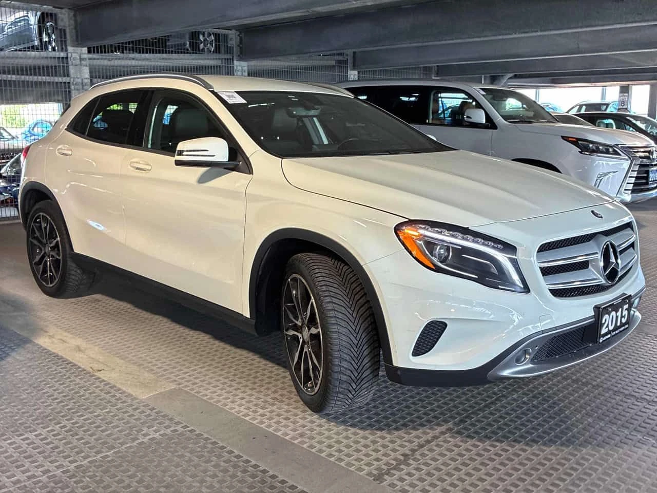 Mercedes-Benz GLA 250 * ПОДГРЕВ * ПАМЕТ * КАМЕРА * АВТОФИНАНСИРАНЕ, снимка 3 - Автомобили и джипове - 54935535
