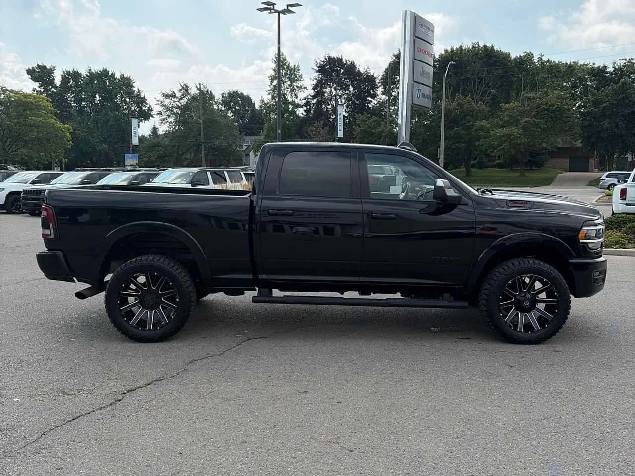 Dodge RAM 2500 Laramie / 6.7 DIESEL / CARFAX /АВТОКРЕДИТ , снимка 3 - Автомобили и джипове - 55601819
