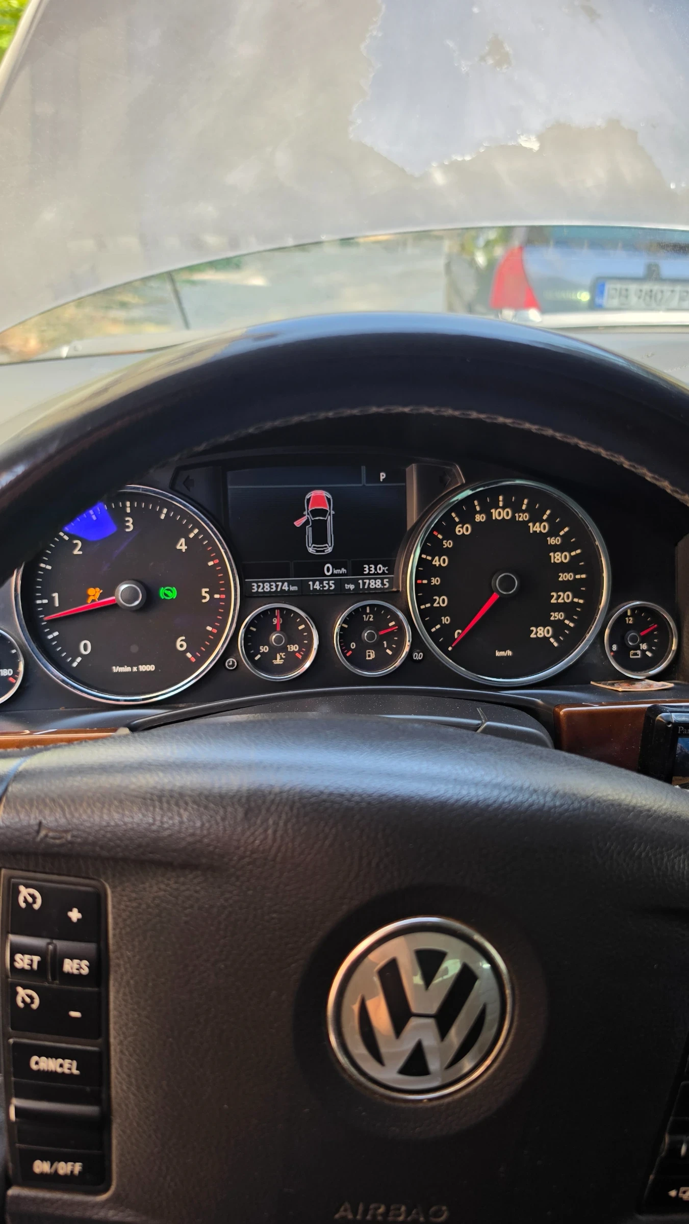VW Touareg, снимка 11 - Автомобили и джипове - 56153590