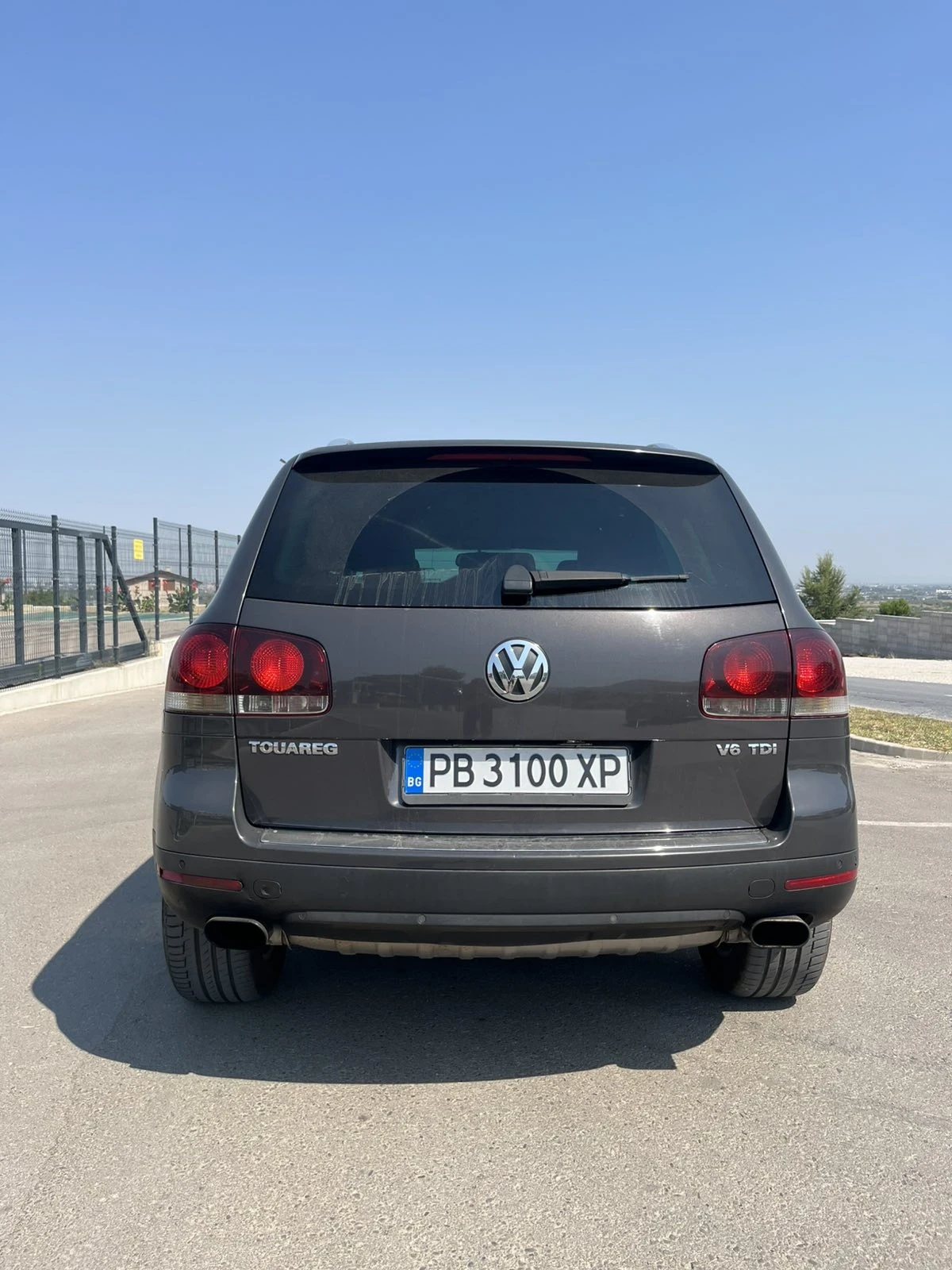 VW Touareg, снимка 2 - Автомобили и джипове - 56153590