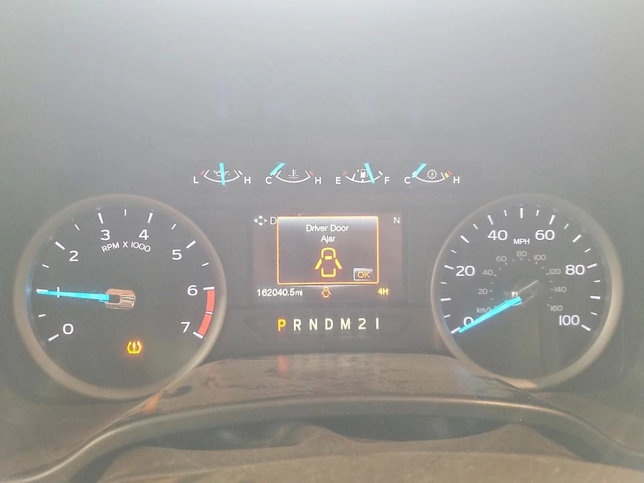Ford F350 6.2l Super Duty, снимка 9 - Автомобили и джипове - 56202984
