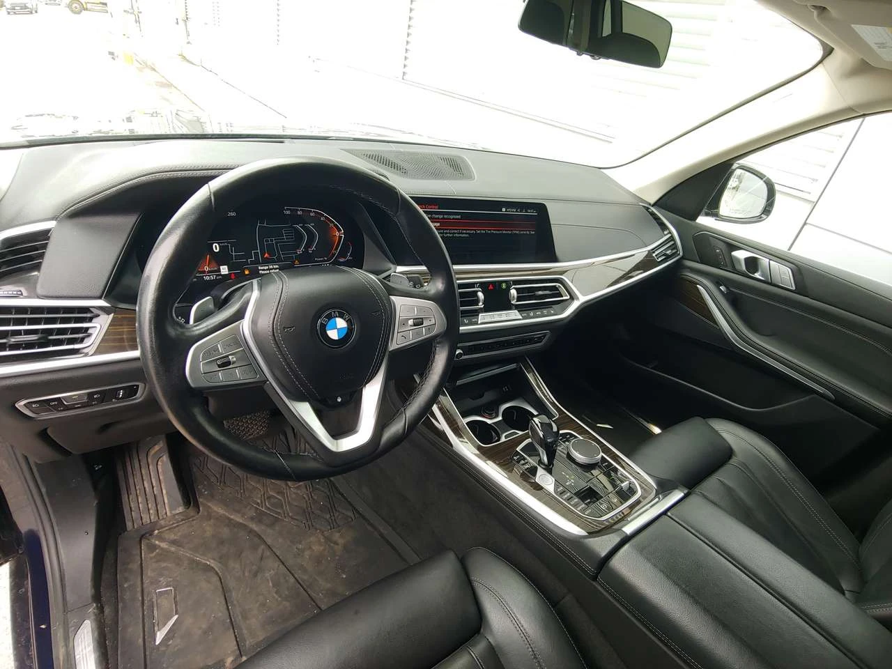 BMW X7 xDrive40i 3.0L AWD | 6 SEAT | SUNROOF | NAV | LTHR | Mobile.bg � ����������� 11