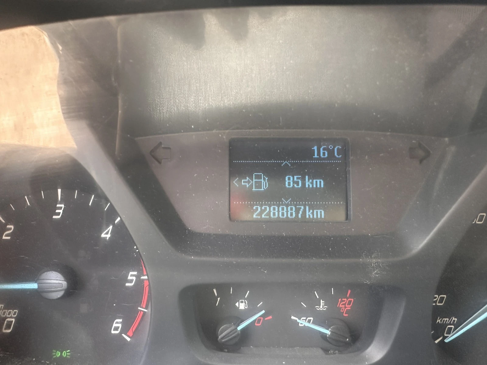 Ford Transit Custom 2.2 FCC LONG 2016, снимка 11 - Бусове и автобуси - 54613897