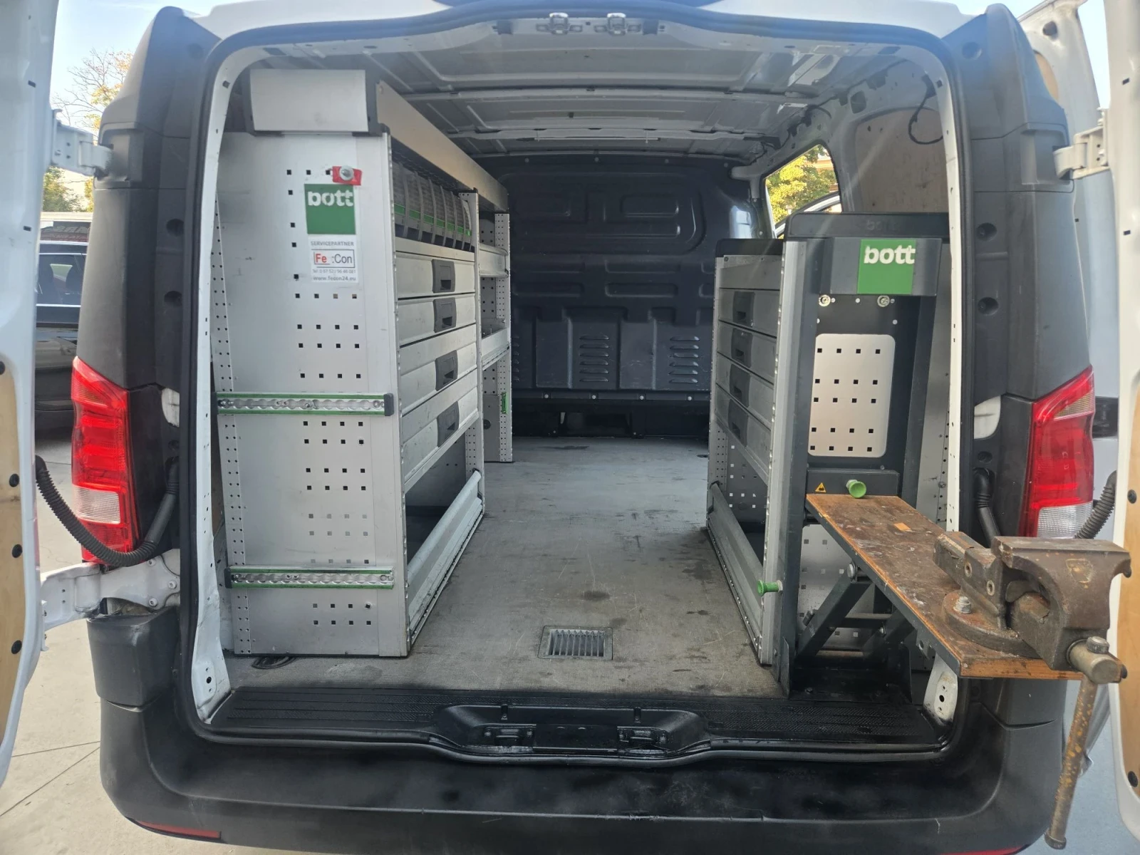 Mercedes-Benz Vito 1.6 дизел, снимка 10 - Бусове и автобуси - 55992697