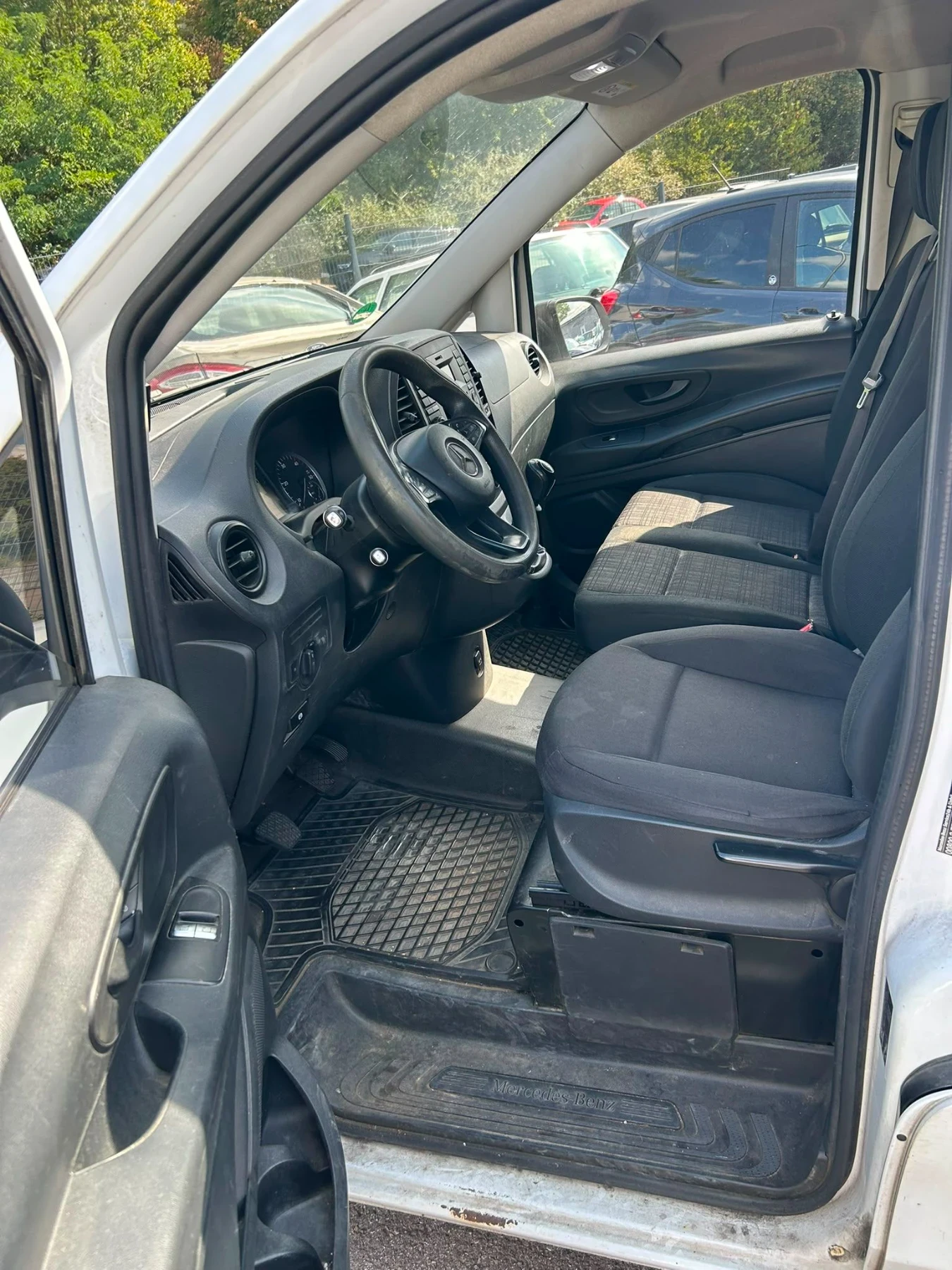 Mercedes-Benz Vito, снимка 11 - Бусове и автобуси - 55992697