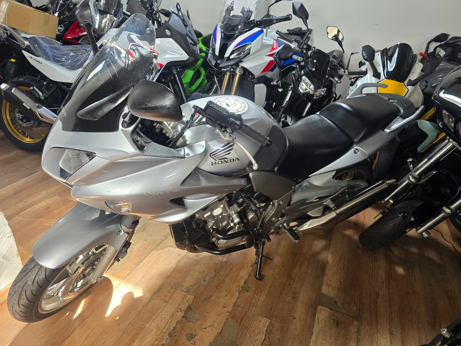 Honda Cbf 1000, снимка 2 - Мотоциклети и мототехника - 54002619