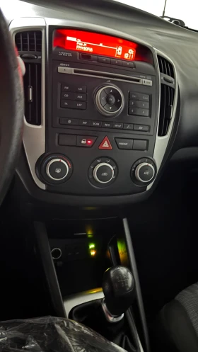 Kia Ceed - facelift 90 к.с., снимка 14