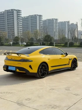 Xiaomi SU7 ULTRA 1500 �.�. | Mobile.bg � ����� ������ 2