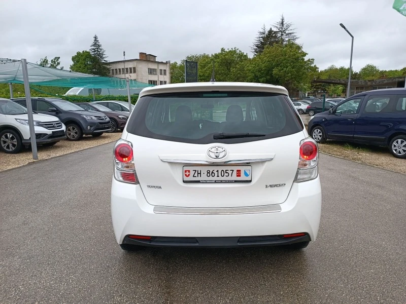 Toyota Verso 1.8i-147кс-ШВЕЙЦАРИЯ-АВТОМАТ-FACELIFT-7м, снимка 4 - Автомобили и джипове - 45424366