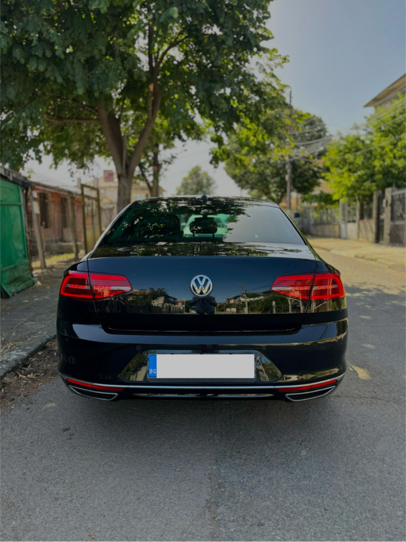 VW Passat, снимка 4 - Автомобили и джипове - 46334590
