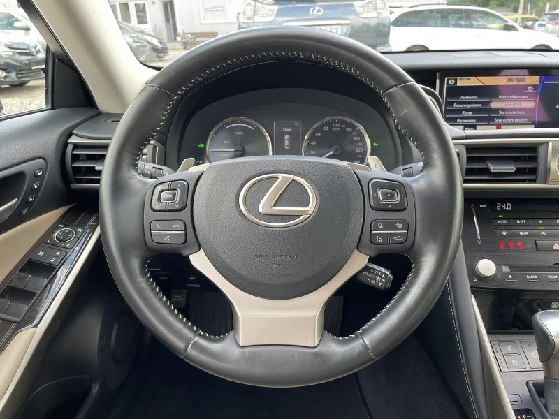 Lexus IS 300 H/Facelift/Luxury/Гаранция 1г Релакс и Батерия , снимка 10 - Автомобили и джипове - 46367605