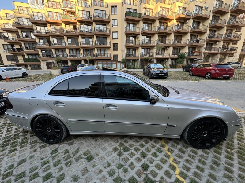 Mercedes-Benz E 280 320, снимка 3 - Автомобили и джипове - 47021327