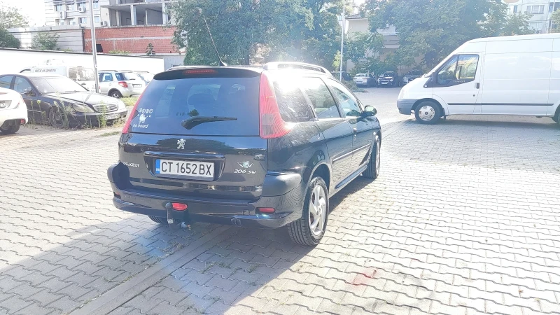 Peugeot 206 Sw facelift, снимка 3 - Автомобили и джипове - 47208708