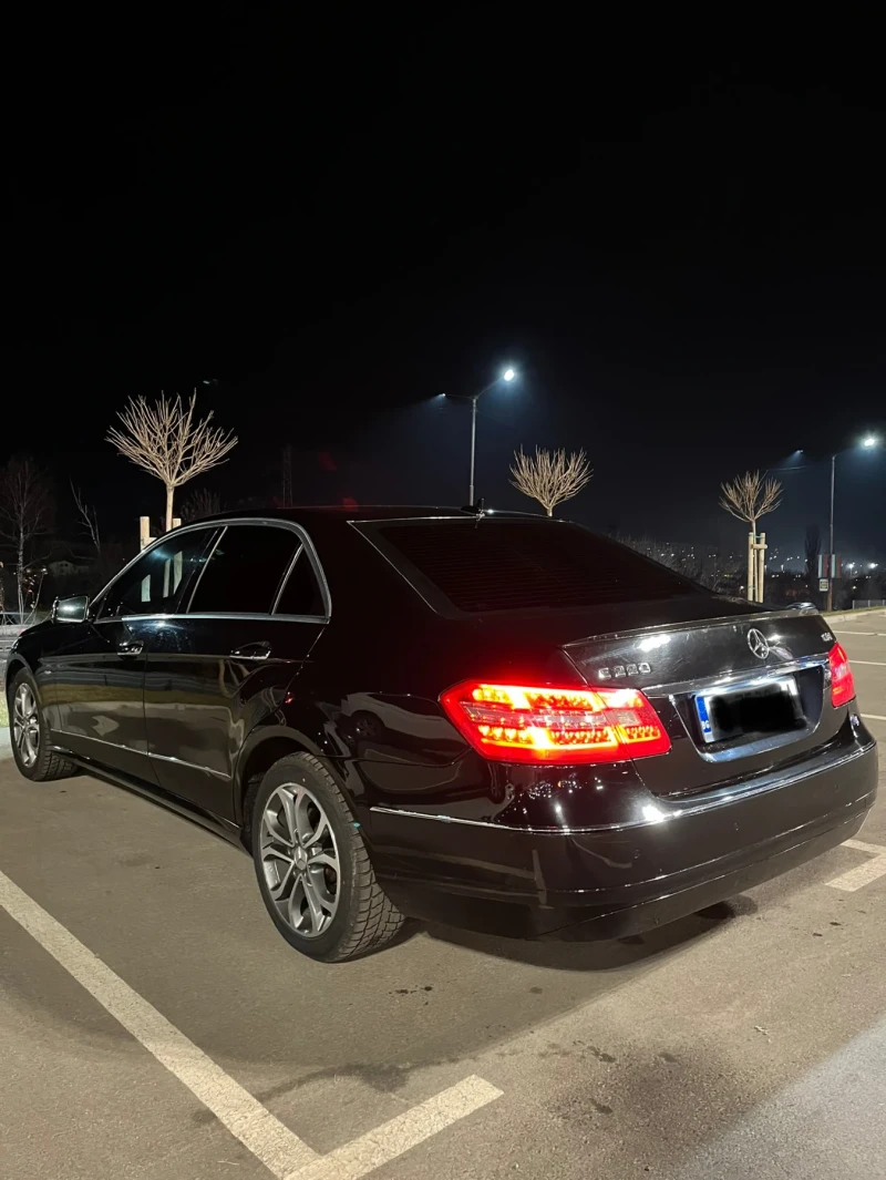 Mercedes-Benz E 220 W212, снимка 10 - Автомобили и джипове - 48242118