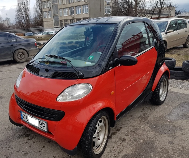 Smart Fortwo cdi, снимка 2 - Автомобили и джипове - 48517059