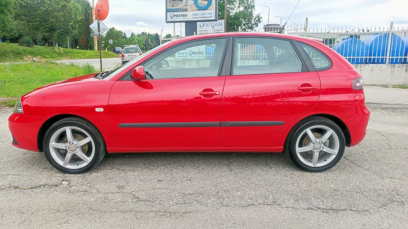 Seat Ibiza 1.4i ГАЗ, снимка 2 - Автомобили и джипове - 49210663