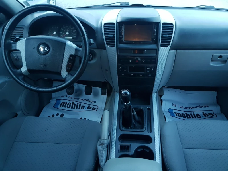 Kia Sorento 4x4, снимка 12 - Автомобили и джипове - 52121360