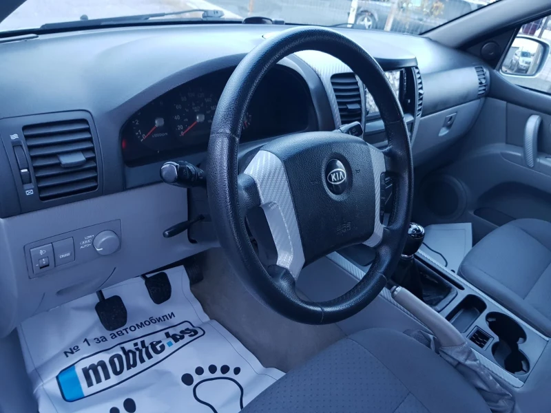 Kia Sorento 4x4, снимка 11 - Автомобили и джипове - 52121360