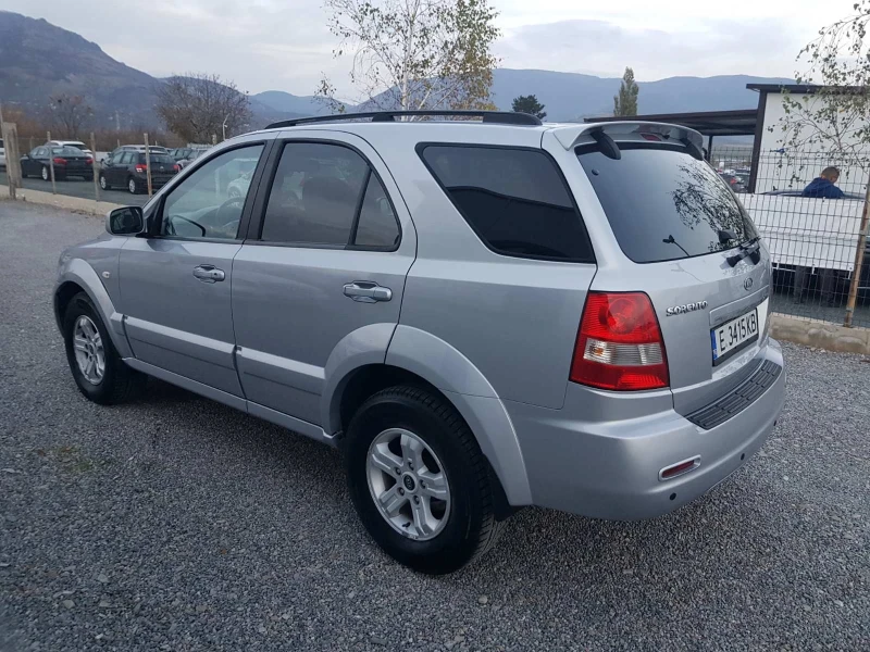 Kia Sorento 4x4, снимка 7 - Автомобили и джипове - 52121360
