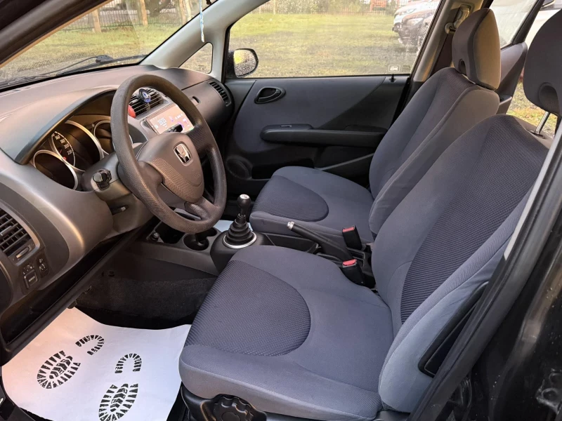 Honda Jazz 1, 2i , снимка 9 - Автомобили и джипове - 52202589