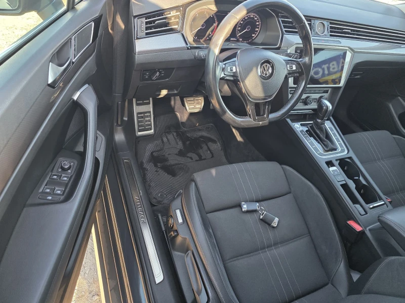 VW Passat  Alltrack 2.0 TDI 190k.c, снимка 12 - Автомобили и джипове - 52773305