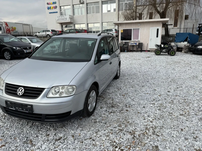 VW Touran 1.9 105кс, снимка 2 - Автомобили и джипове - 53339804
