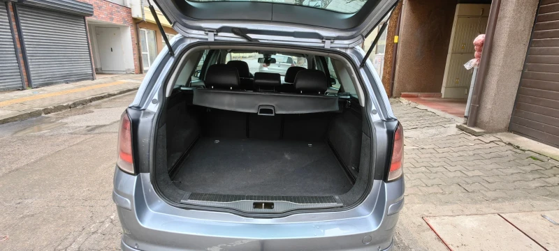 Opel Astra 1, 9 CDTI, OPC пакет, снимка 7 - Автомобили и джипове - 53392541