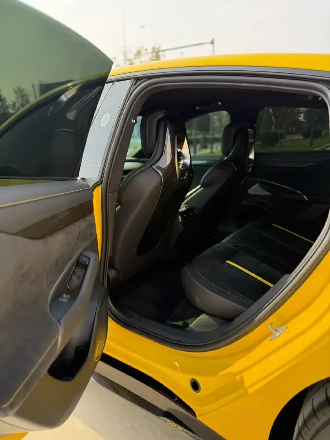 Xiaomi SU7 ULTRA 1500 �.�. | Mobile.bg � ����������� 7