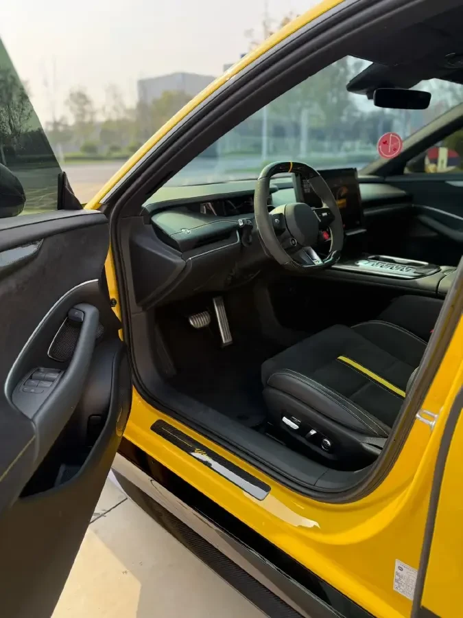 Xiaomi SU7 ULTRA 1500 �.�. | Mobile.bg � ����������� 6