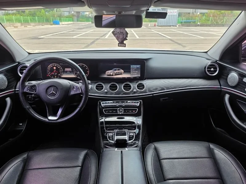 Mercedes-Benz E 300 ���� 30% ����� | Mobile.bg � ����������� 7