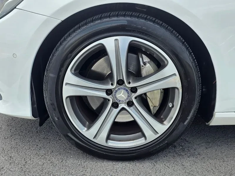 Mercedes-Benz E 300 ���� 30% ����� | Mobile.bg � ����������� 5