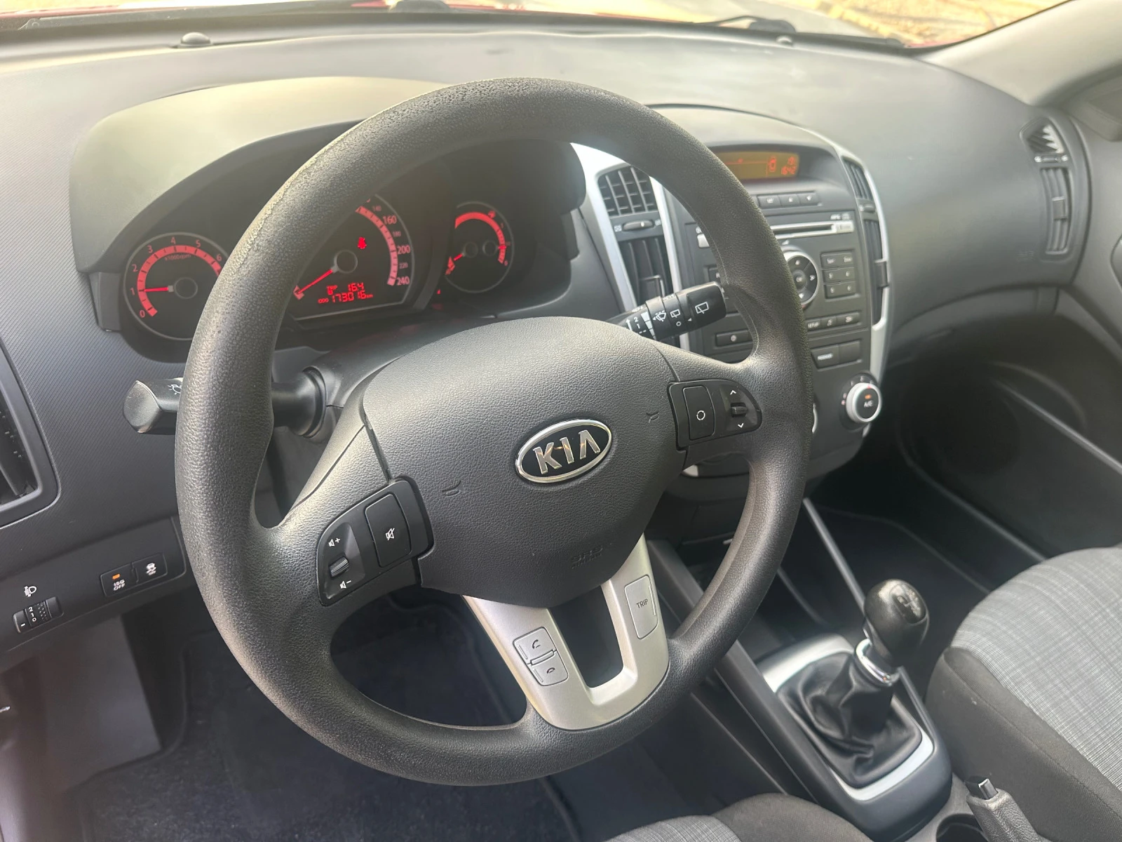 Kia Ceed 1.4KLIMA* COOL*  - изображение 7