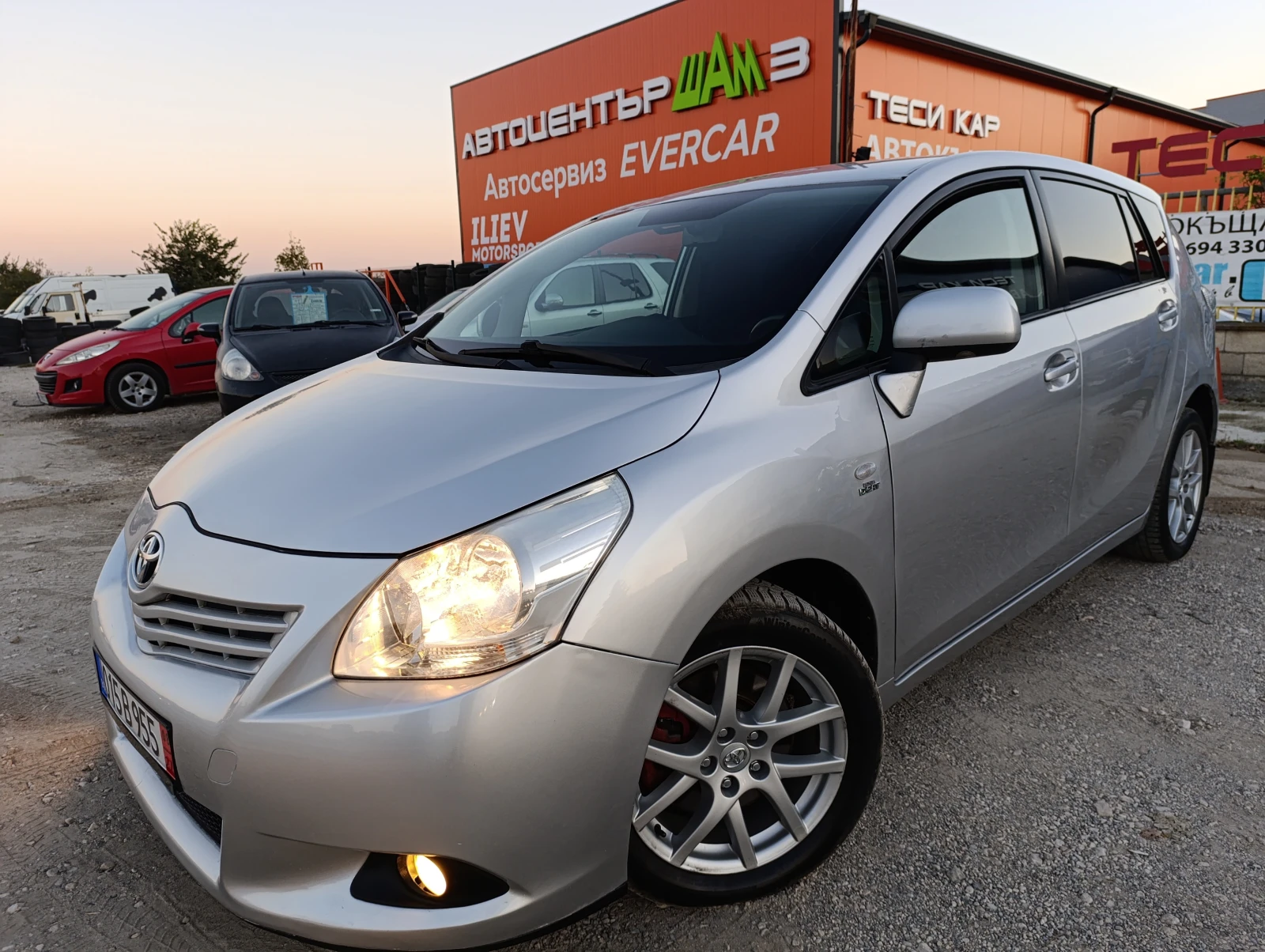 Toyota Verso 2.2 D-CAT CH - [1] 