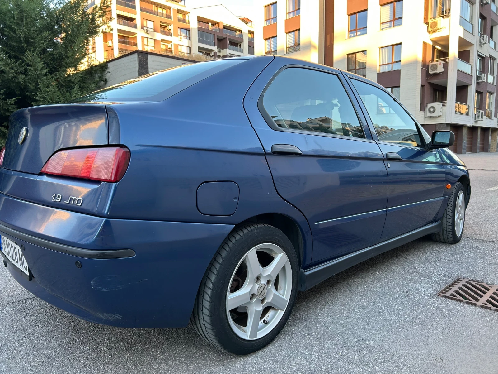 Alfa Romeo 146 1.9 jtd - изображение 4