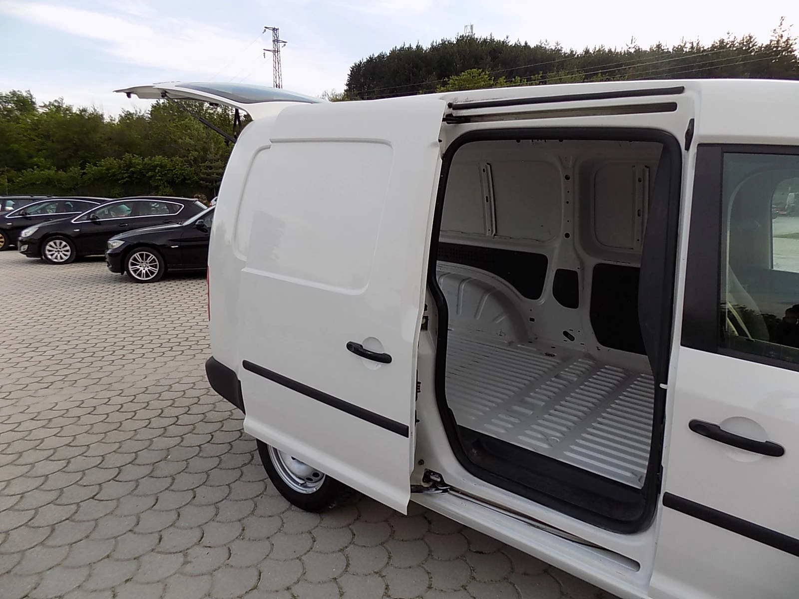 VW Caddy  - изображение 8
