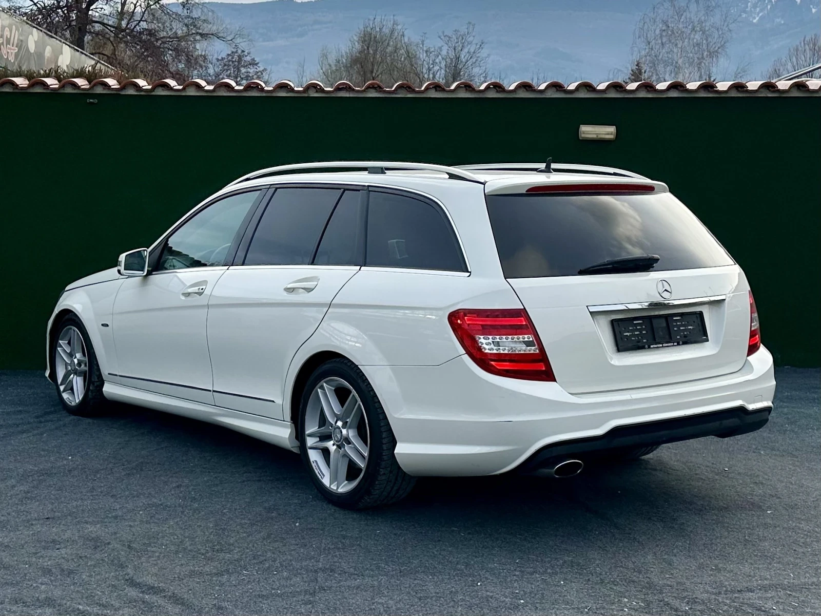 Mercedes-Benz C 250 4Matic AMG ЛИЗИНГ - изображение 5