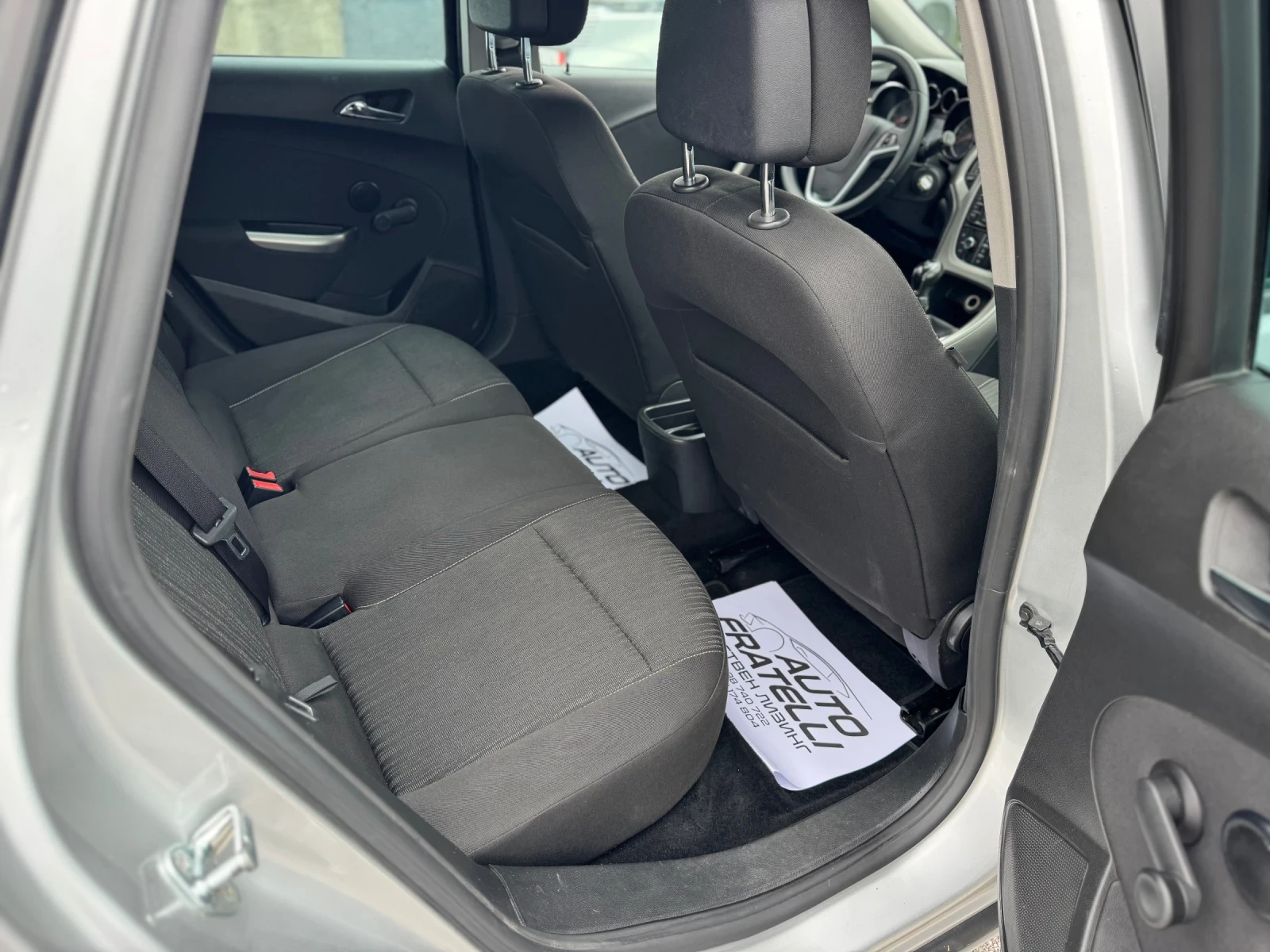 Opel Astra 1.7d СОБСТВЕН ЛИЗИНГ - изображение 8