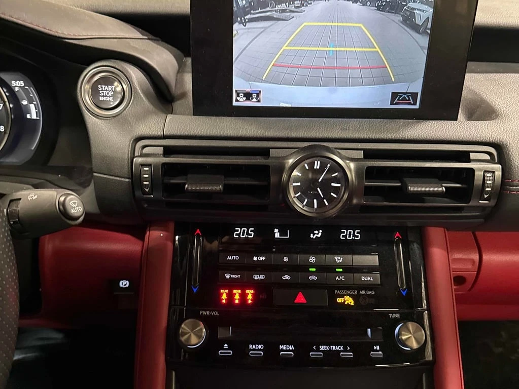 Lexus IS * 300 * CARFAX * БЕЗ ПЪРВОНАЧАЛНА ВНОСКА - изображение 9