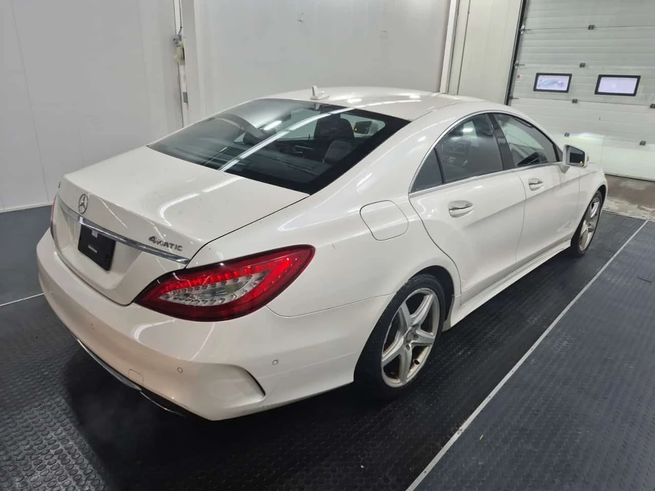 Mercedes-Benz CLS 400  | HARMAN KARDON | DISTRONIC | ��������� | PANO |  | Mobile.bg � ����������� 3