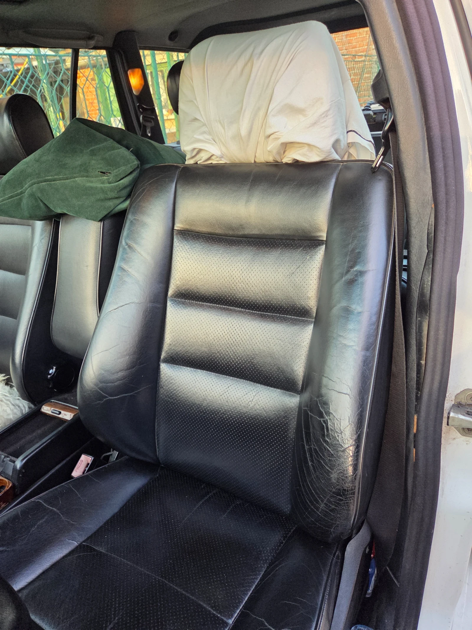 Mercedes-Benz E 300, снимка 3 - Автомобили и джипове - 54213114