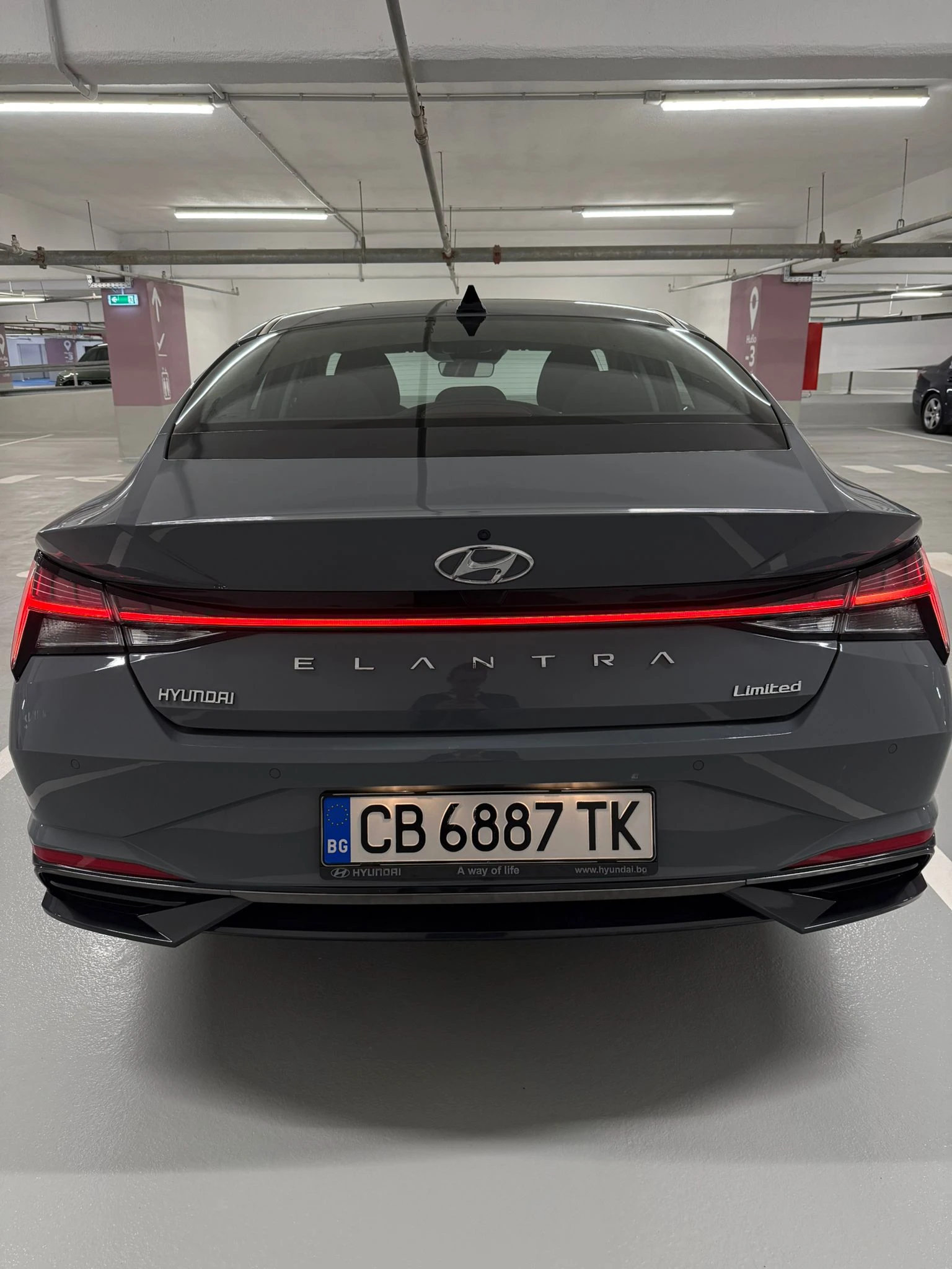 Hyundai Elantra ����� ���������� - ����������� | Mobile.bg � ����������� 5
